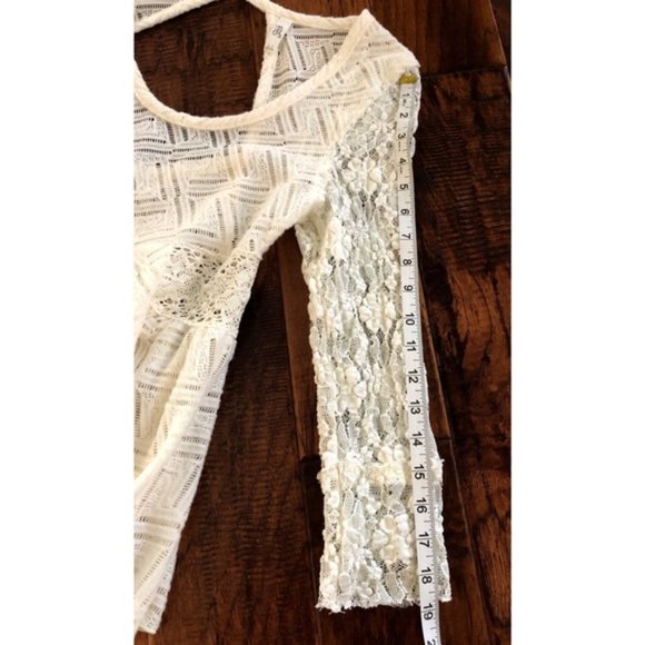 Free People Small Lace Top - Picture 8 of 10